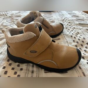 Keen Kootenay Kids Tan insulated waterproof leather boots